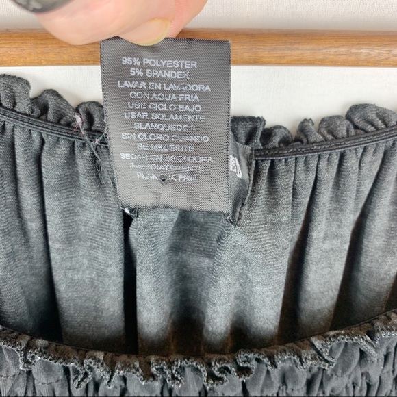 Hot Tempered Fitted Bust Cap Sleeve Scoop Neck Top - Picture 12 of 12